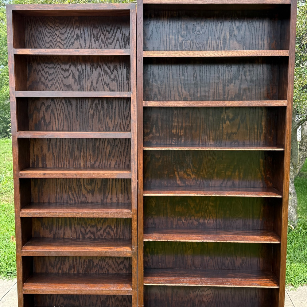 Custom Built-in Bookshelf